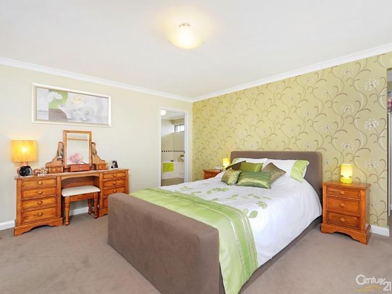18 Dotterel Green, Jindalee WA 6036