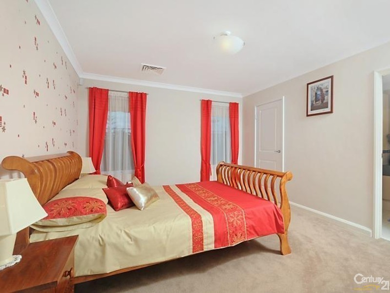 18 Dotterel Green, Jindalee WA 6036