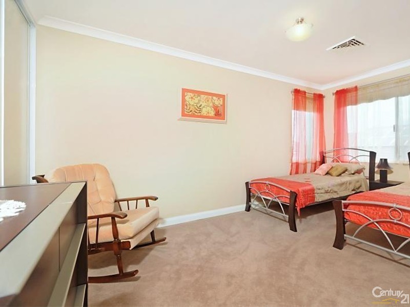 18 Dotterel Green, Jindalee WA 6036