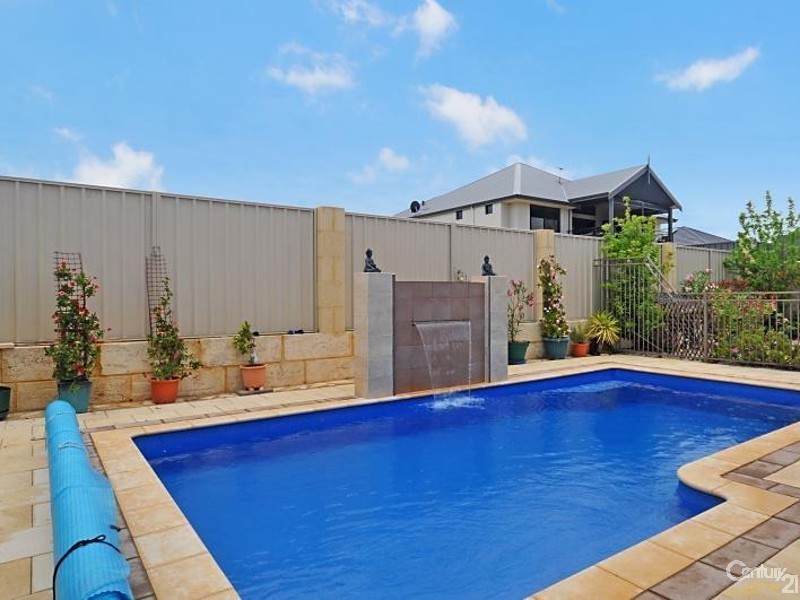 18 Dotterel Green, Jindalee WA 6036