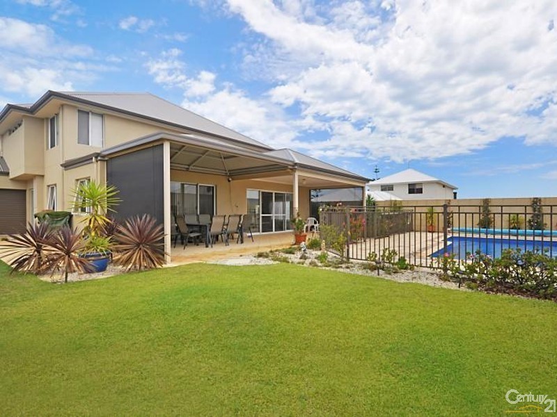 18 Dotterel Green, Jindalee WA 6036