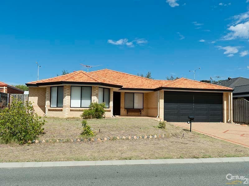 32 Burnett Drive, Clarkson WA 6030