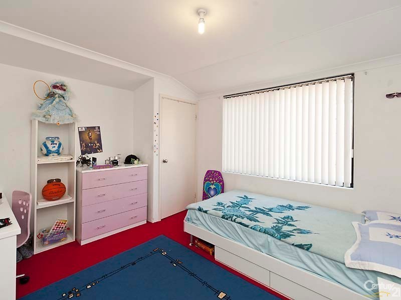 32 Burnett Drive, Clarkson WA 6030