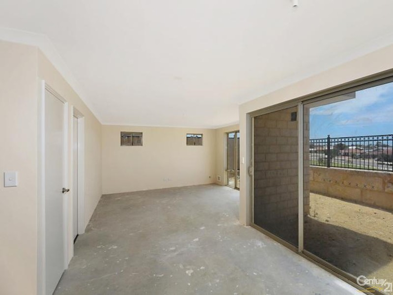 9 Hollywood Heights, Clarkson WA 6030