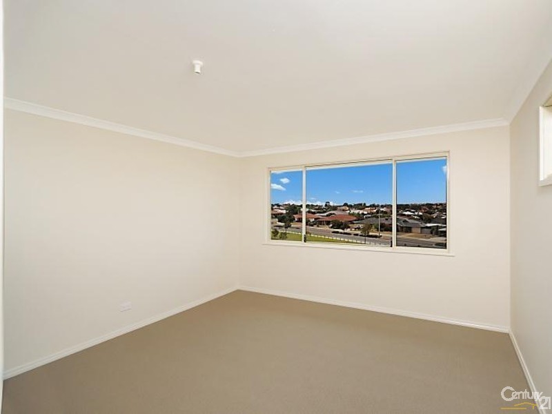 9 Hollywood Heights, Clarkson WA 6030