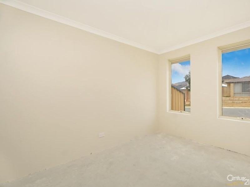 9 Hollywood Heights, Clarkson WA 6030