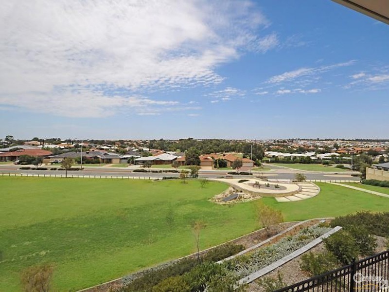 9 Hollywood Heights, Clarkson WA 6030