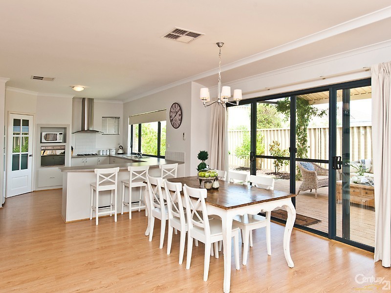 26 Belfast Crescent, Ridgewood WA 6030