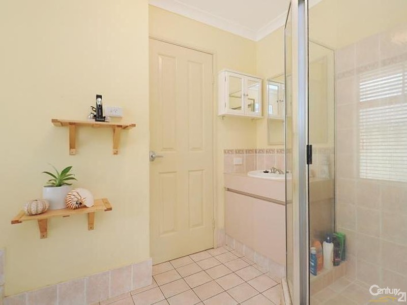 16 Newlin Mews, Clarkson WA 6030