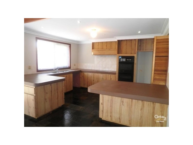2 Mousehole circle, Yanchep WA 6035