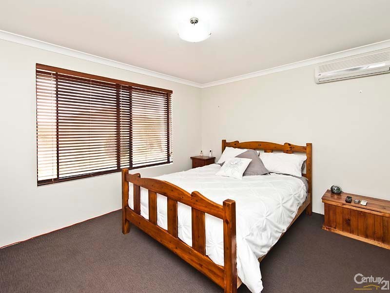 6 HORSLEY GREEN, Butler WA 6036