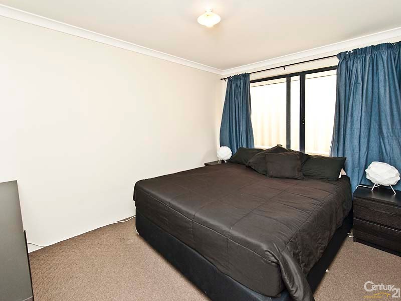 6 HORSLEY GREEN, Butler WA 6036