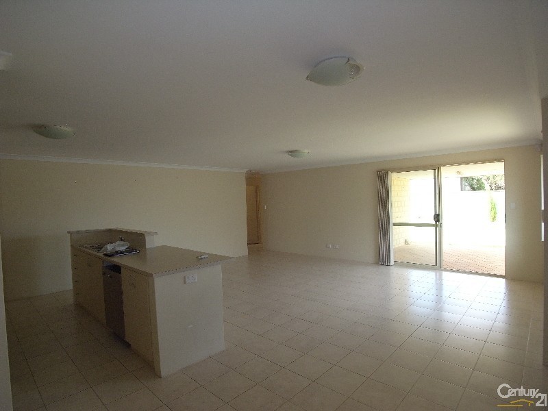 27 Grand Paradiso Parade, Merriwa WA 6030