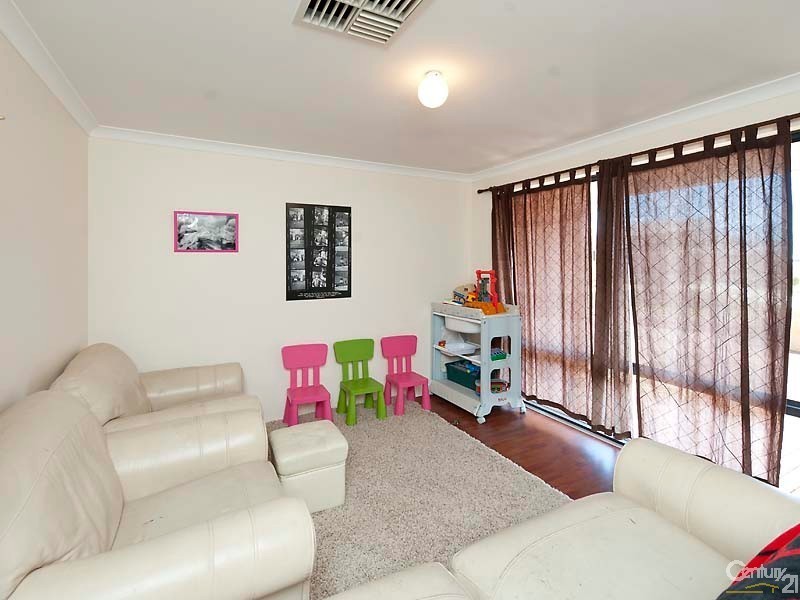 15 Mokutu Court, Quinns Rocks WA 6030