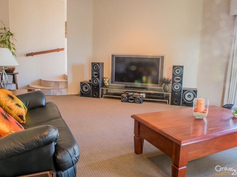 9 Diamond Drive, Ocean Reef WA 6027