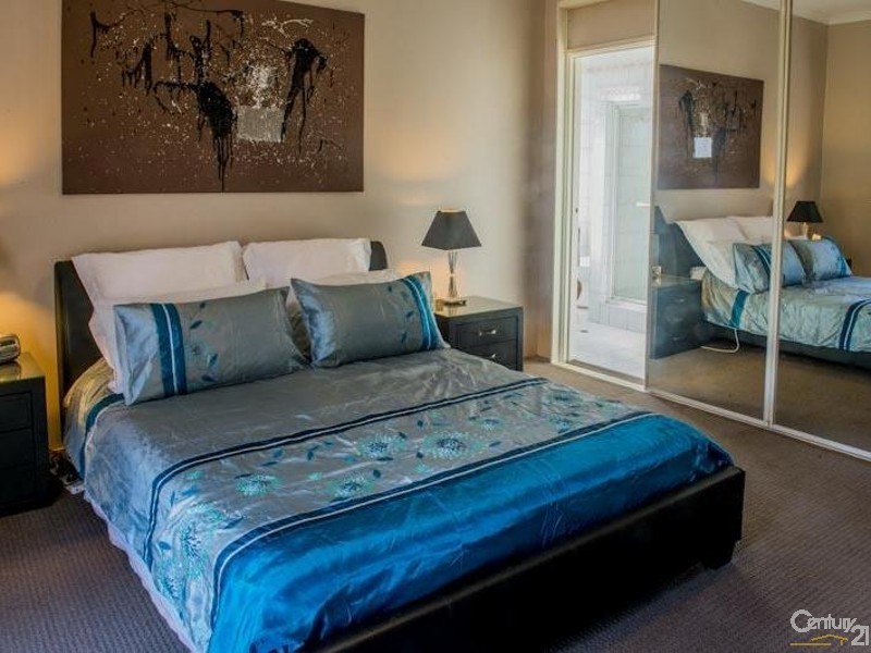 9 Diamond Drive, Ocean Reef WA 6027