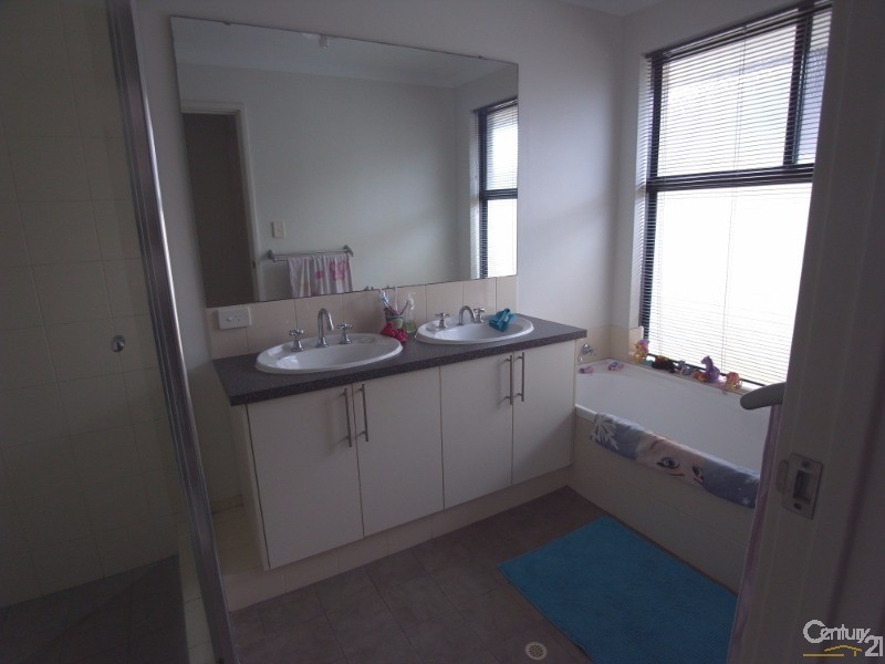 1 Monterey Way, Quinns Rocks WA 6030