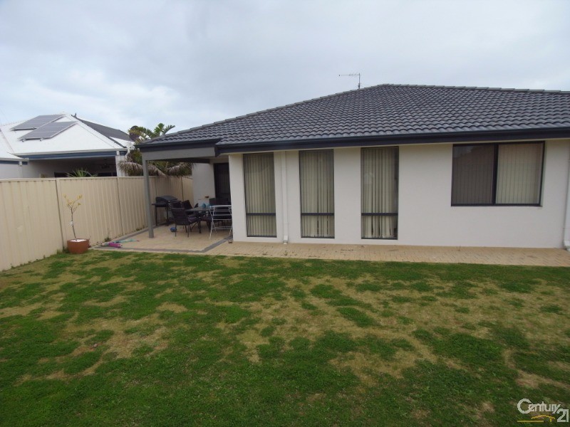 1 Monterey Way, Quinns Rocks WA 6030