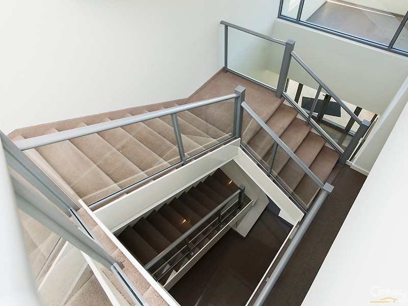 12 Swansea Promenade, Mindarie WA 6030