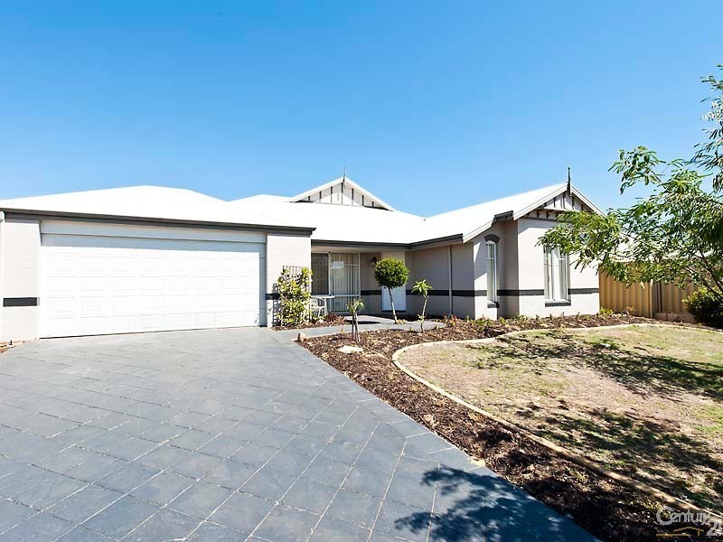 33 Sanderstead Loop, Butler WA 6036