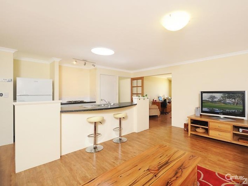 69 Ridgewood Blvd, Ridgewood WA 6030