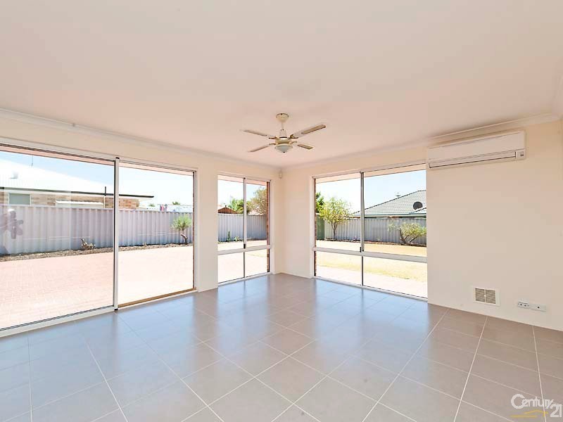 26 Christian Circle, Quinns Rocks WA 6030