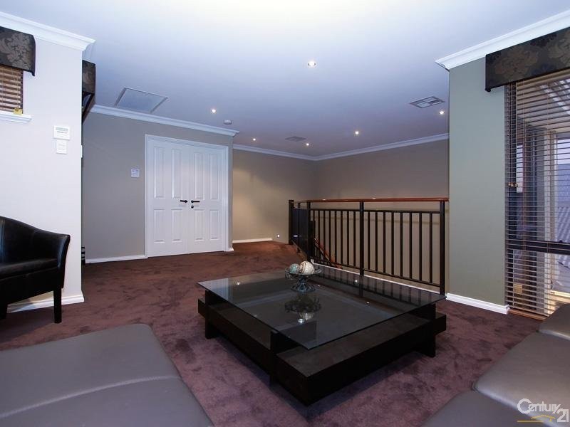 24 Camira Way, Quinns Rocks WA 6030