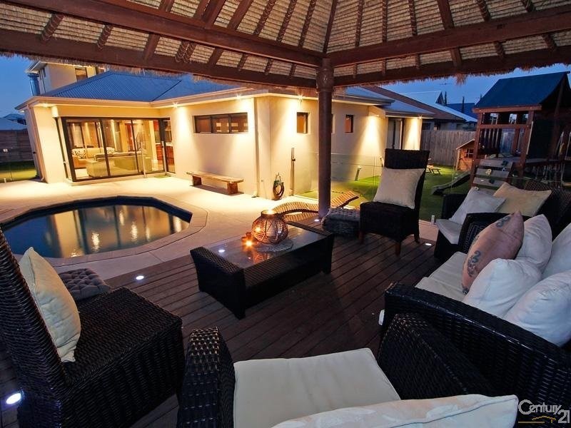 24 Camira Way, Quinns Rocks WA 6030