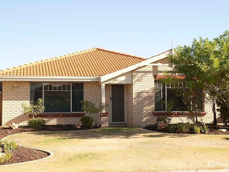 12 Mulgrave Loop, Mindarie WA 6030