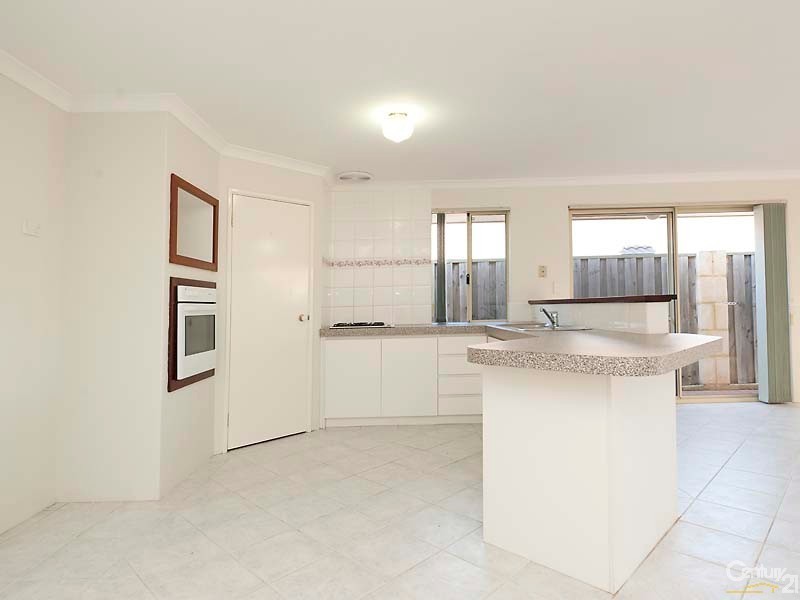 12 Mulgrave Loop, Mindarie WA 6030