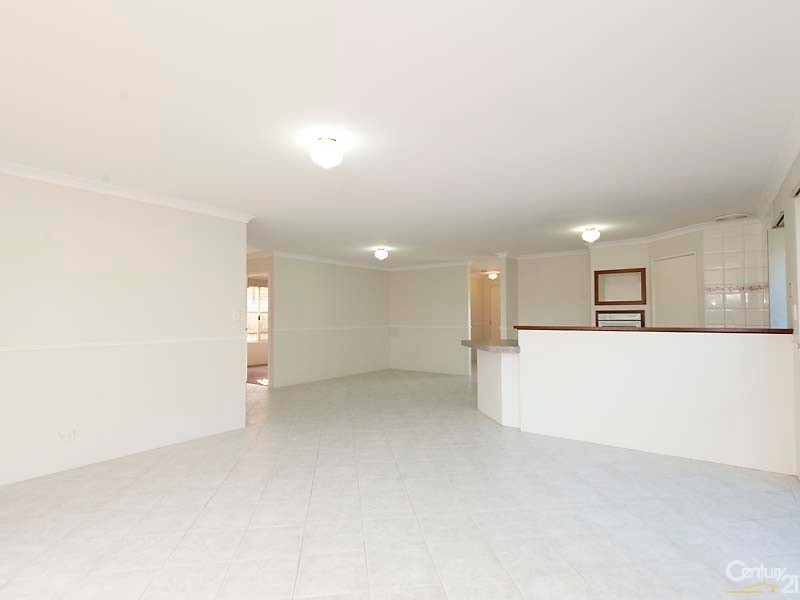 12 Mulgrave Loop, Mindarie WA 6030
