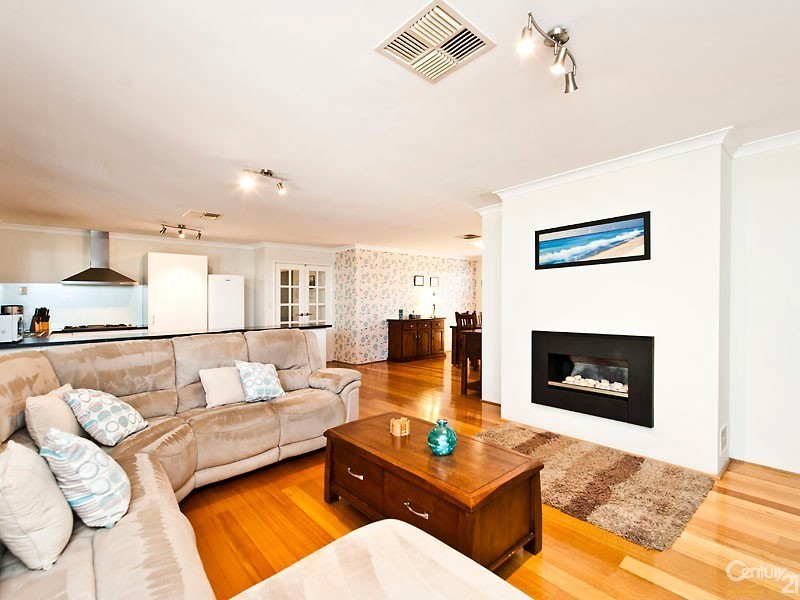 155 Ocean Keys Blvd, Clarkson WA 6030