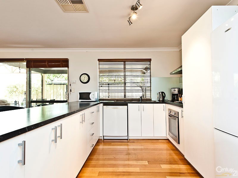 155 Ocean Keys Blvd, Clarkson WA 6030