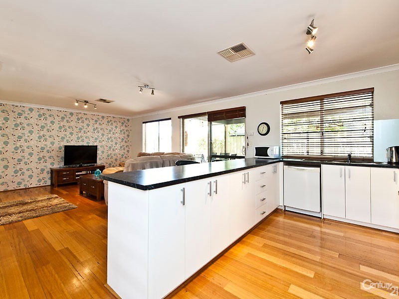 155 Ocean Keys Blvd, Clarkson WA 6030