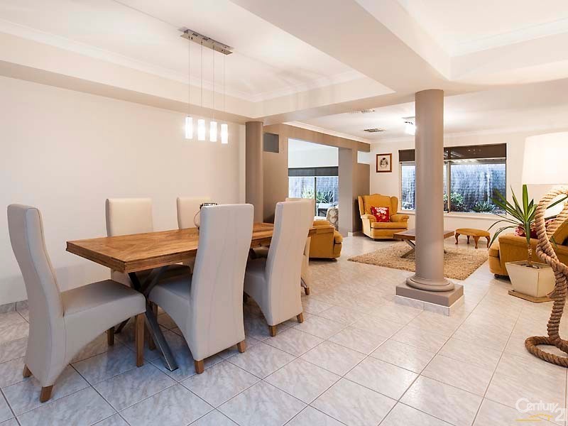 31 Weymouth Boulevard, Quinns Rocks WA 6030