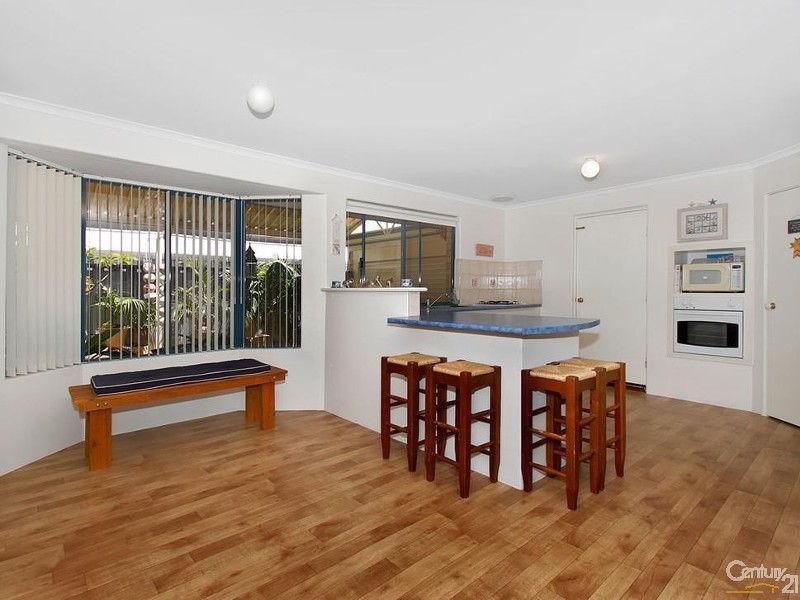 17 Mintaro Parade, Quinns Rocks WA 6030