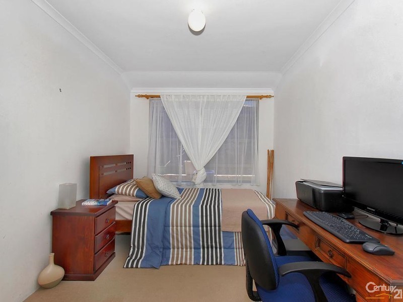 17 Mintaro Parade, Quinns Rocks WA 6030