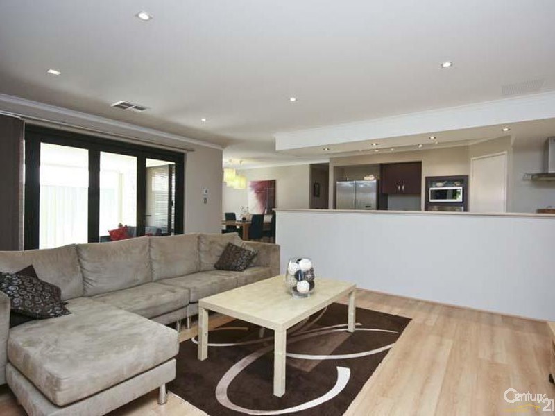 26 Sugarloaf Close, Merriwa WA 6030