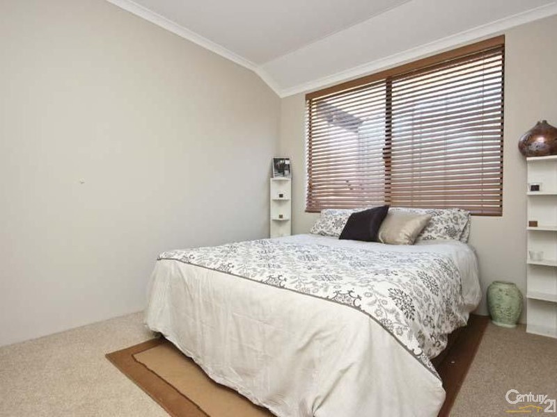 26 Sugarloaf Close, Merriwa WA 6030