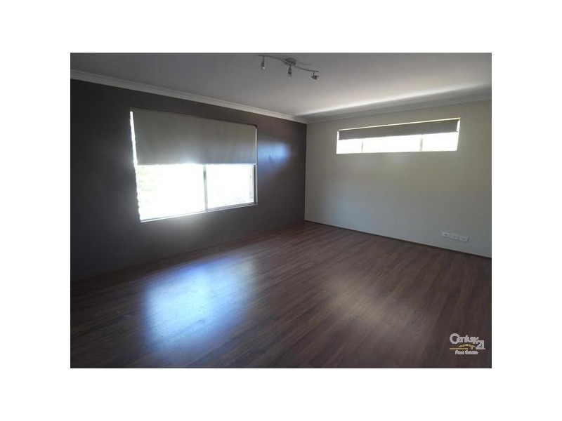 2 Durrington Glade, Clarkson WA 6030