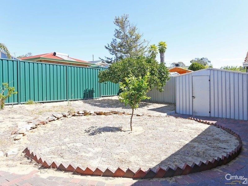 104 Craigie Drive, Craigie WA 6025