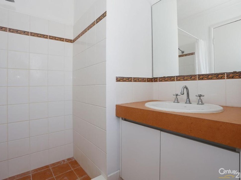 61 Lithgow Drive, Clarkson WA 6030