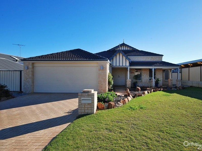6 Holroyd Link, Wanneroo WA 6065