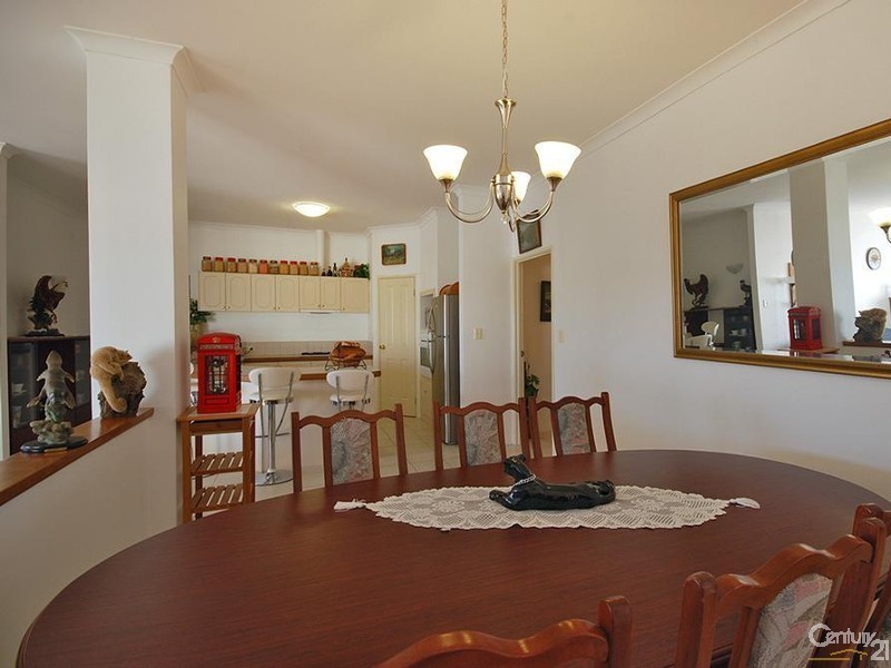 6 Holroyd Link, Wanneroo WA 6065