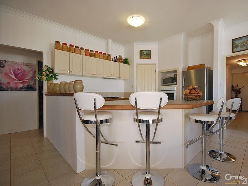 6 Holroyd Link, Wanneroo WA 6065