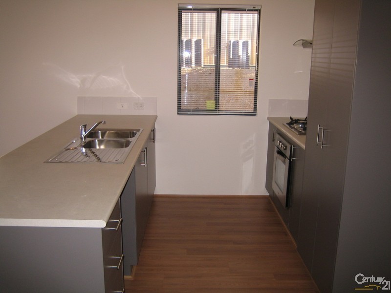 8 Melbourne Loop, Clarkson WA 6030