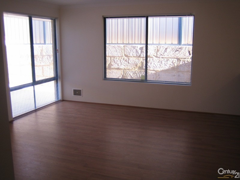 8 Melbourne Loop, Clarkson WA 6030