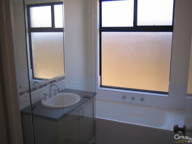 8 Melbourne Loop, Clarkson WA 6030