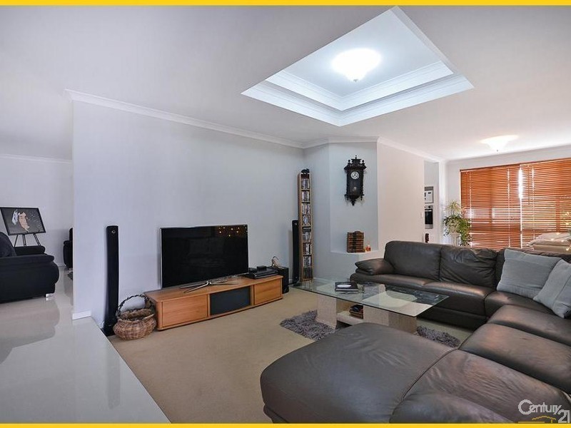 18 Birkenhead Ridge, Mindarie WA 6030