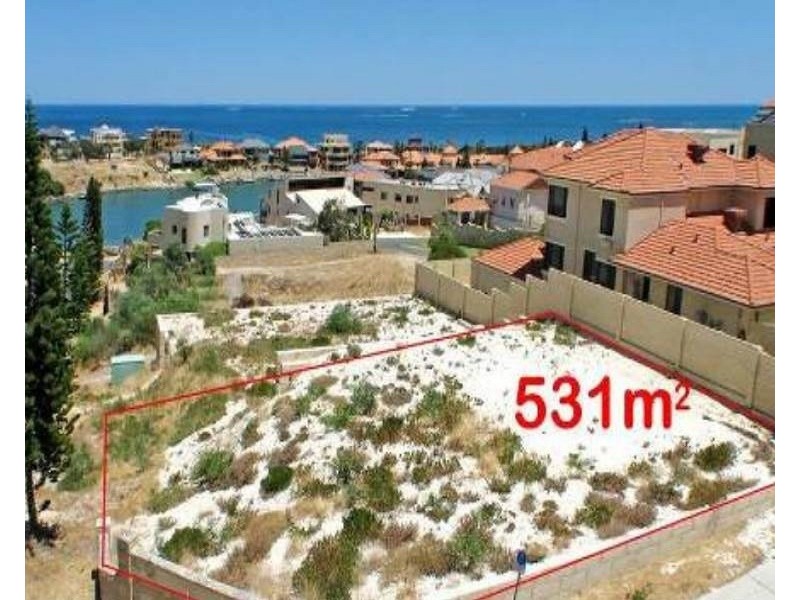 2 St Malo Court, Mindarie WA 6030